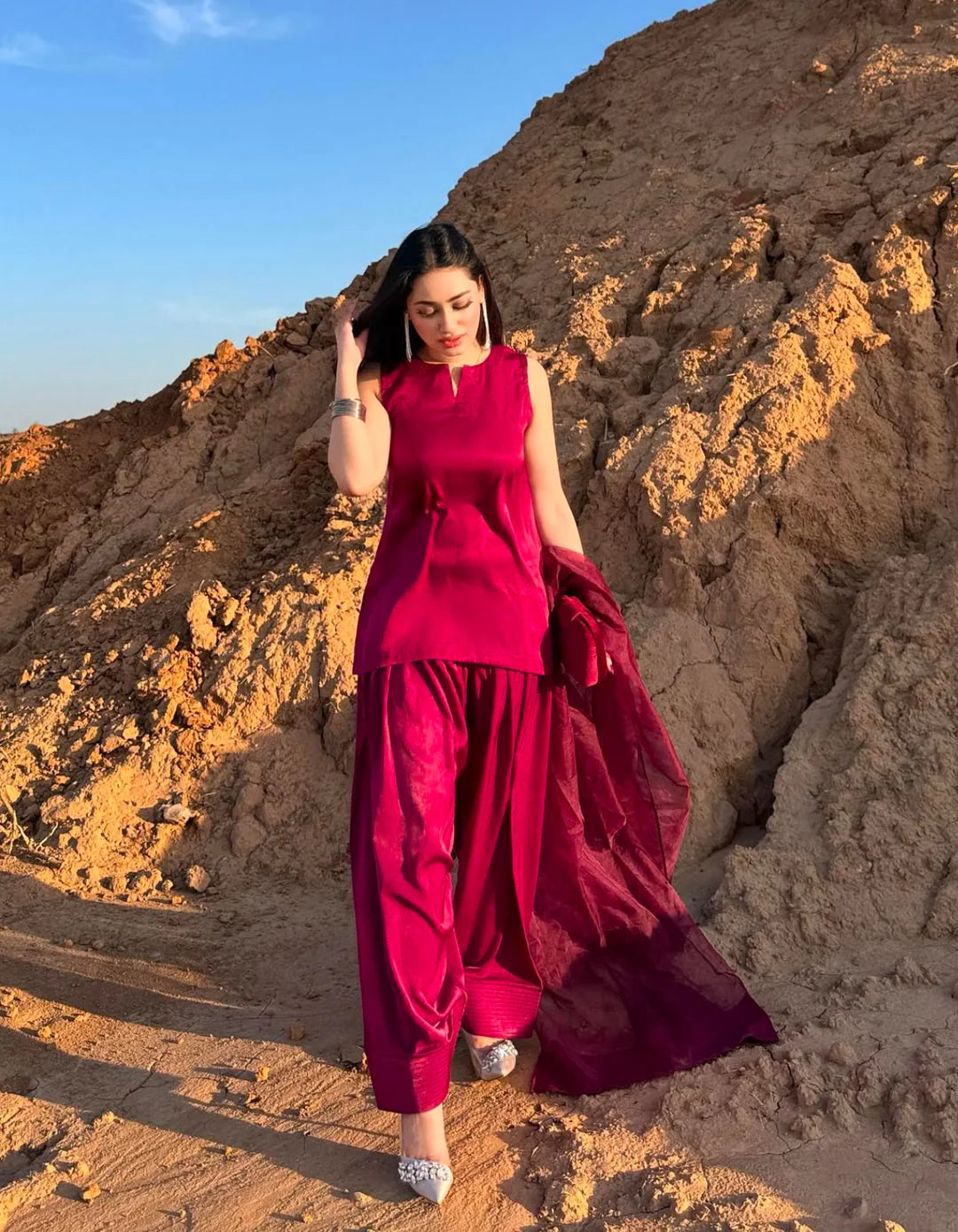 Farshi Hot Pink